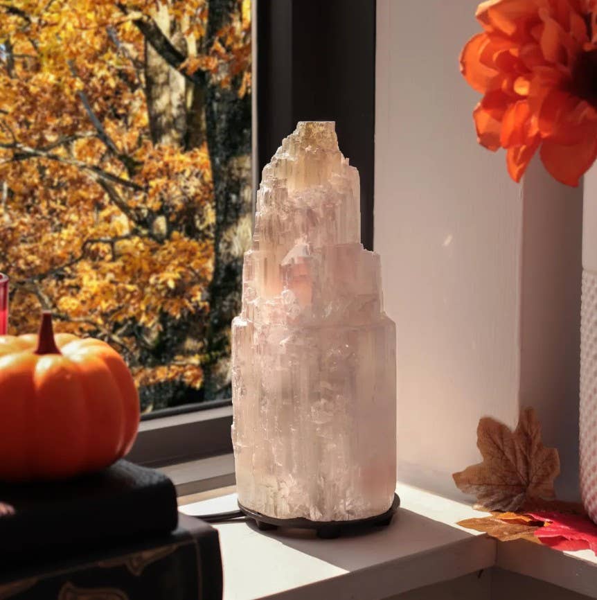 Natures Artifacts Inc - Wholesale Spiritual Stone/Crystal - Selenite Lamp - Small1