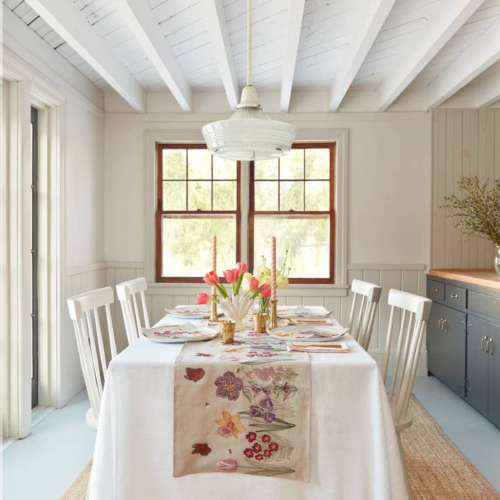Coral & Tusk - Wholesale Dinner & Cloth Napkin - Blooms Dinner Napkin