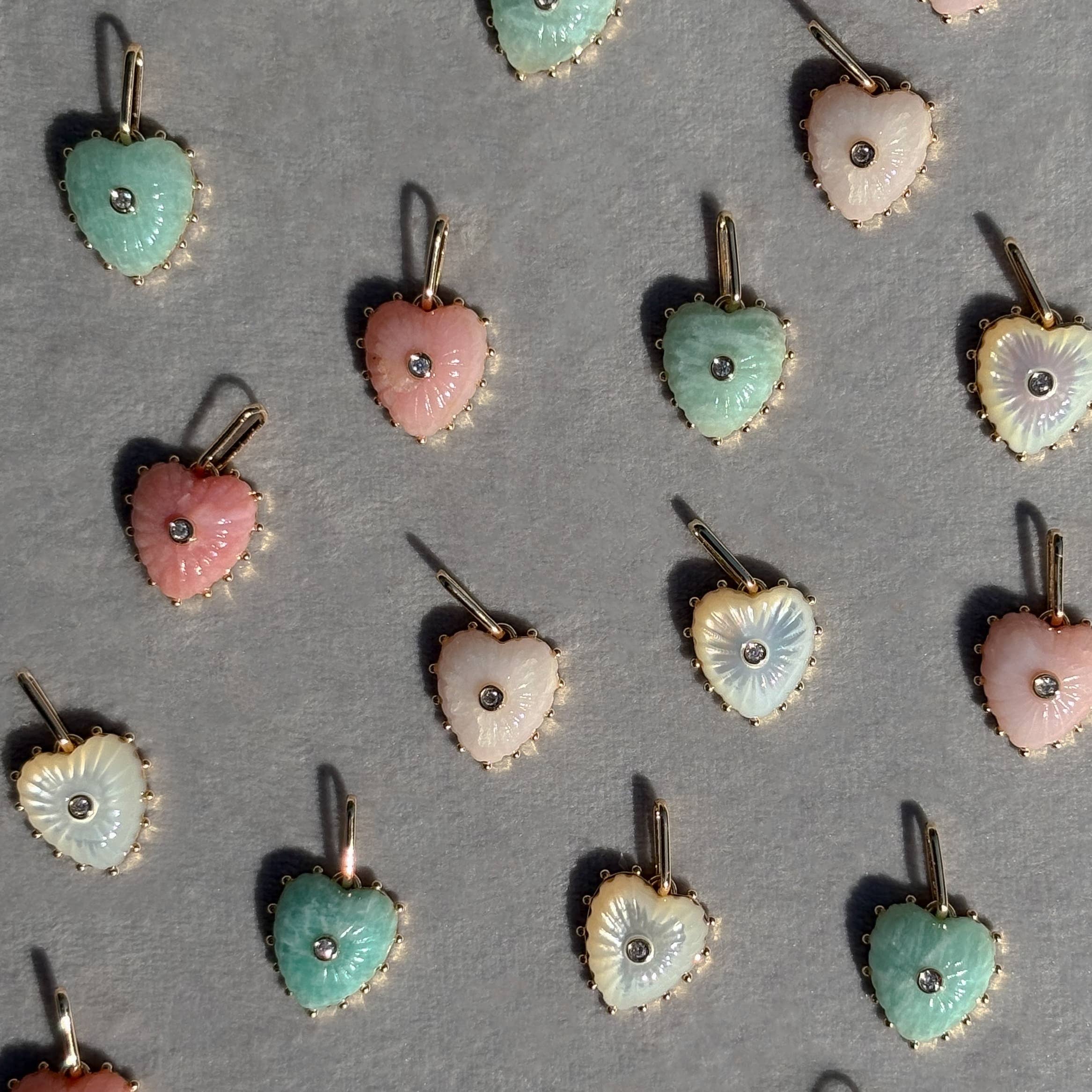 THATCH - Wholesale Pendant/Charm Necklace - Isabel Mother of Pearl Heart Necklace1