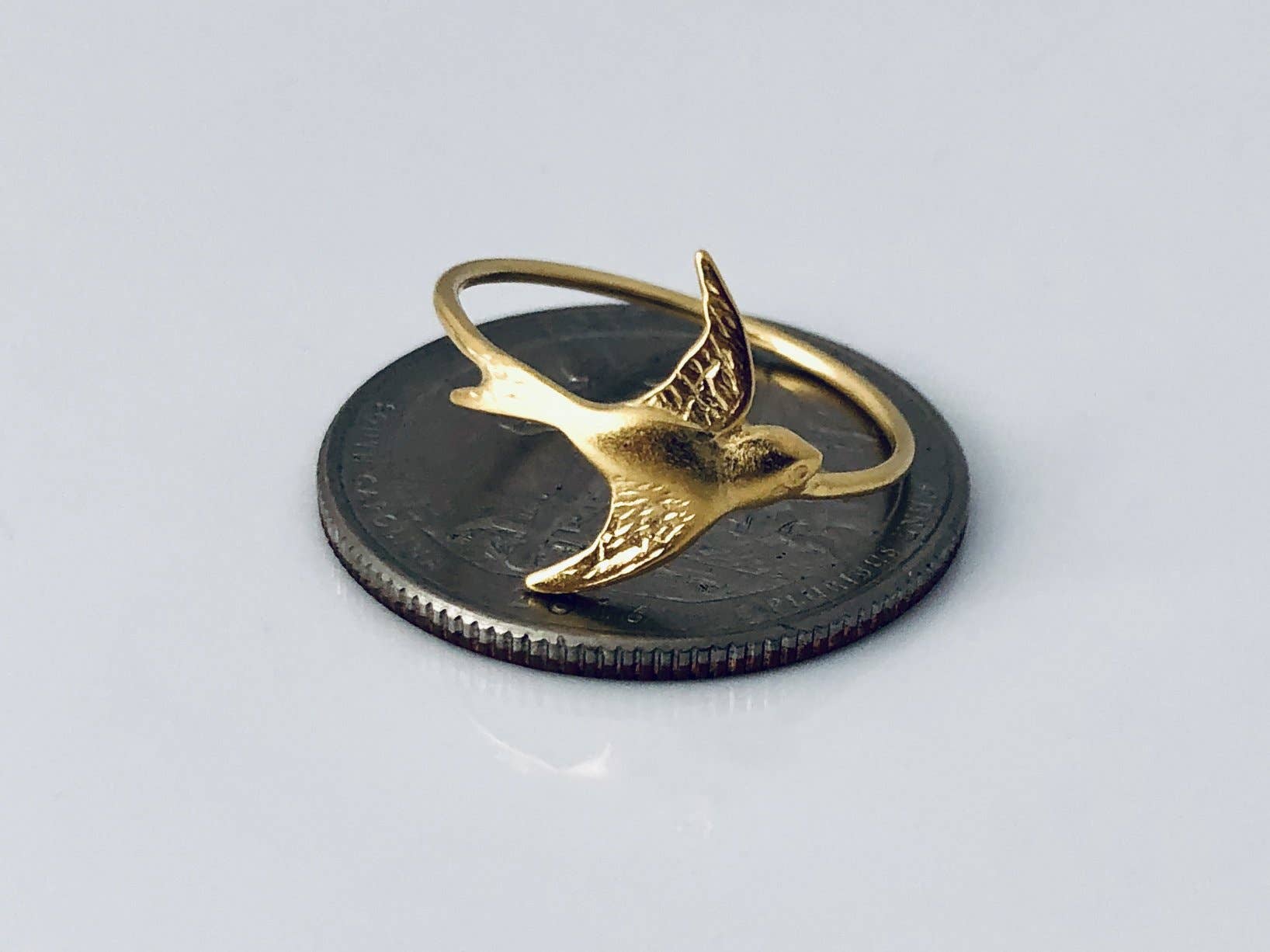 Modern Opus – wholesale Cocktail/statement ring – Gold Plated Brass Bird Cocktail Ring, Size 6.51