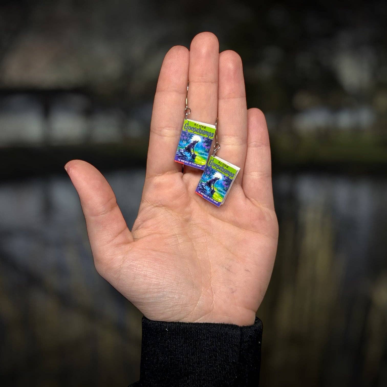 Metalbox - Wholesale Dangle Earrings - The Werewolf of Fever Swamp1