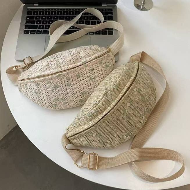 JOSSLYN by wall to wall - Wholesale Belt Bag - Women's - RAFFIA STRAW WAIST FANNY PACK CROSSBODY BELT BAG | 40P559
