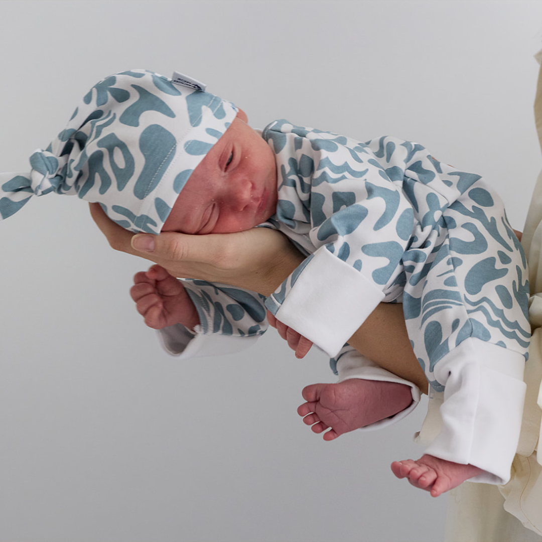 Anchor & Arrow - Wholesale Sleepsuit - Baby - NEW Long Zippy Romper - Blue Abstract1