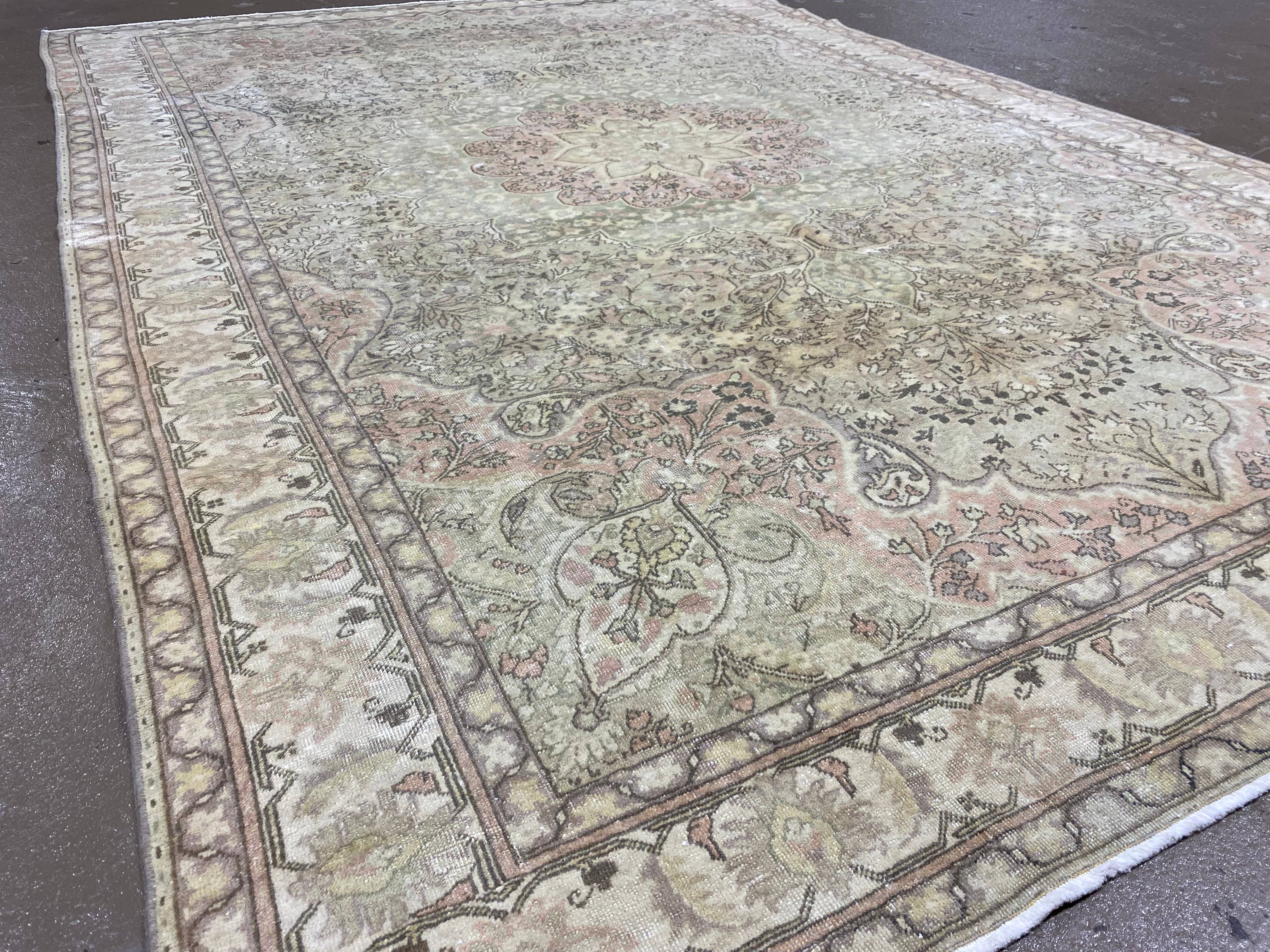 Vintage Loomz - Wholesale Area Rug - Vintage Turkish Kayseri Rug | 6.8 x 9.81