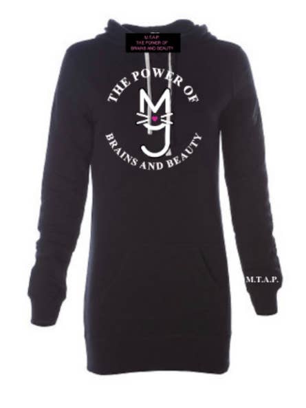 La robe à capuche Kionna pour la vente par M.T.A.P. Clothing