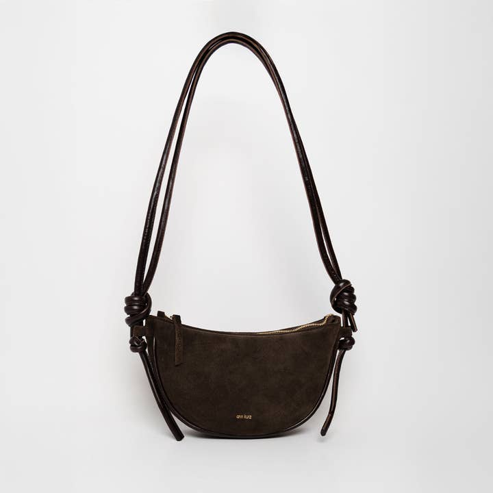 Mini Demi-Lune - Suède Mocha pour la vente par Ann Kurz