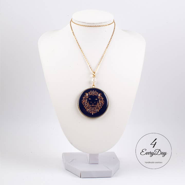 4everyday Handmade - Wholesale Pendant/Charm Necklace - Medallion: Leo zodiac sign
