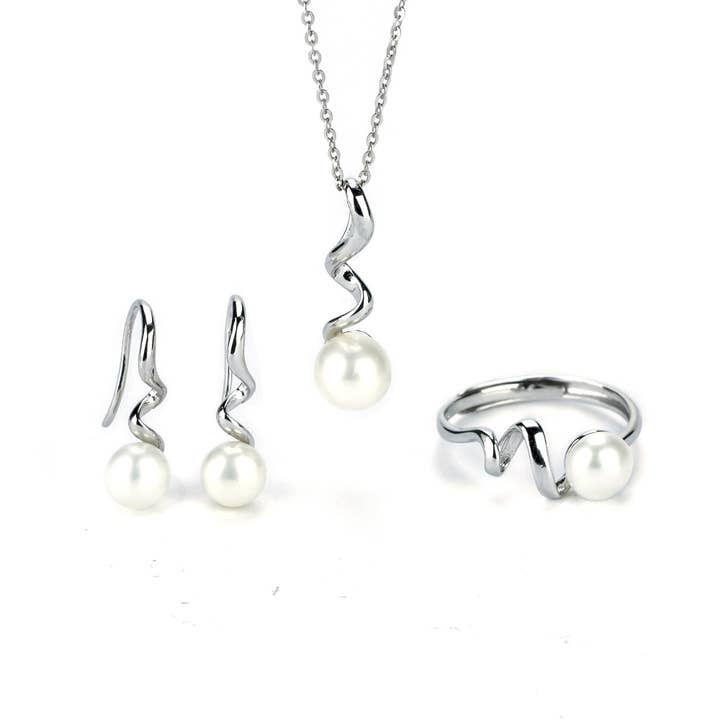 Freshwater White Drop and Button Shaped Pearl Clarkson Jewellery Set 6-7 mm AAAA for engroshandel hos Vayo Pearls