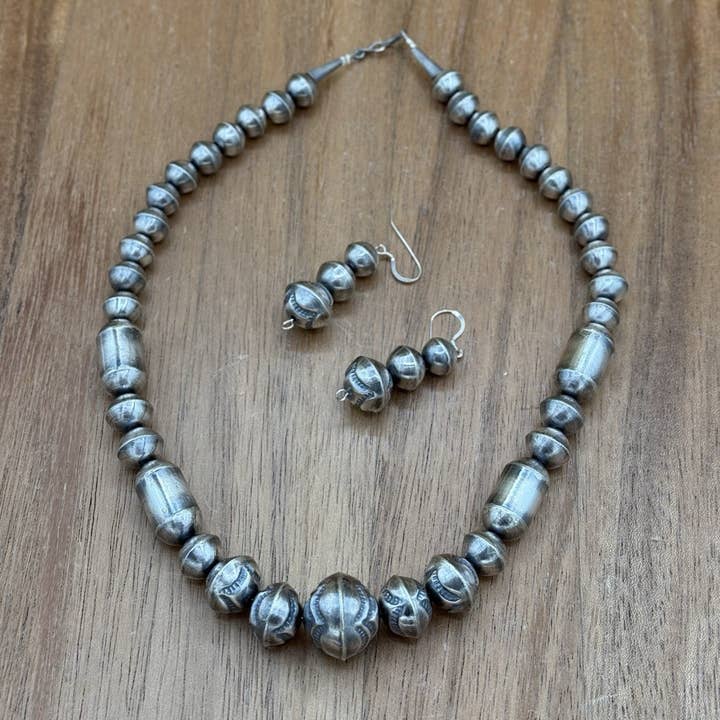 Native City Jewelry - Wholesale Jewelry Set - Authentic Navajo Handmade Old Look Navajo Pearl Bead Necklace And Earrings 18”