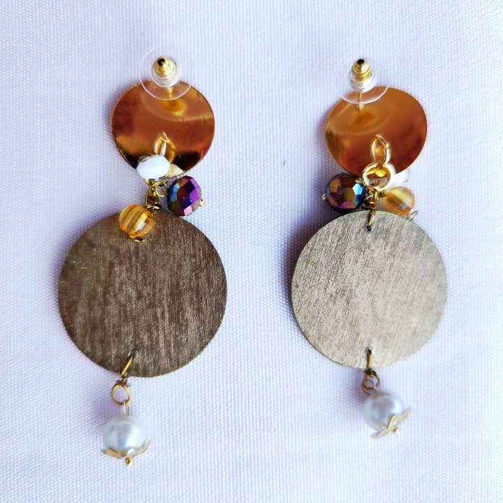 Wild & Free - Wholesale Dangle Earrings - Pendientes de madera de gatos Reina y Rey2