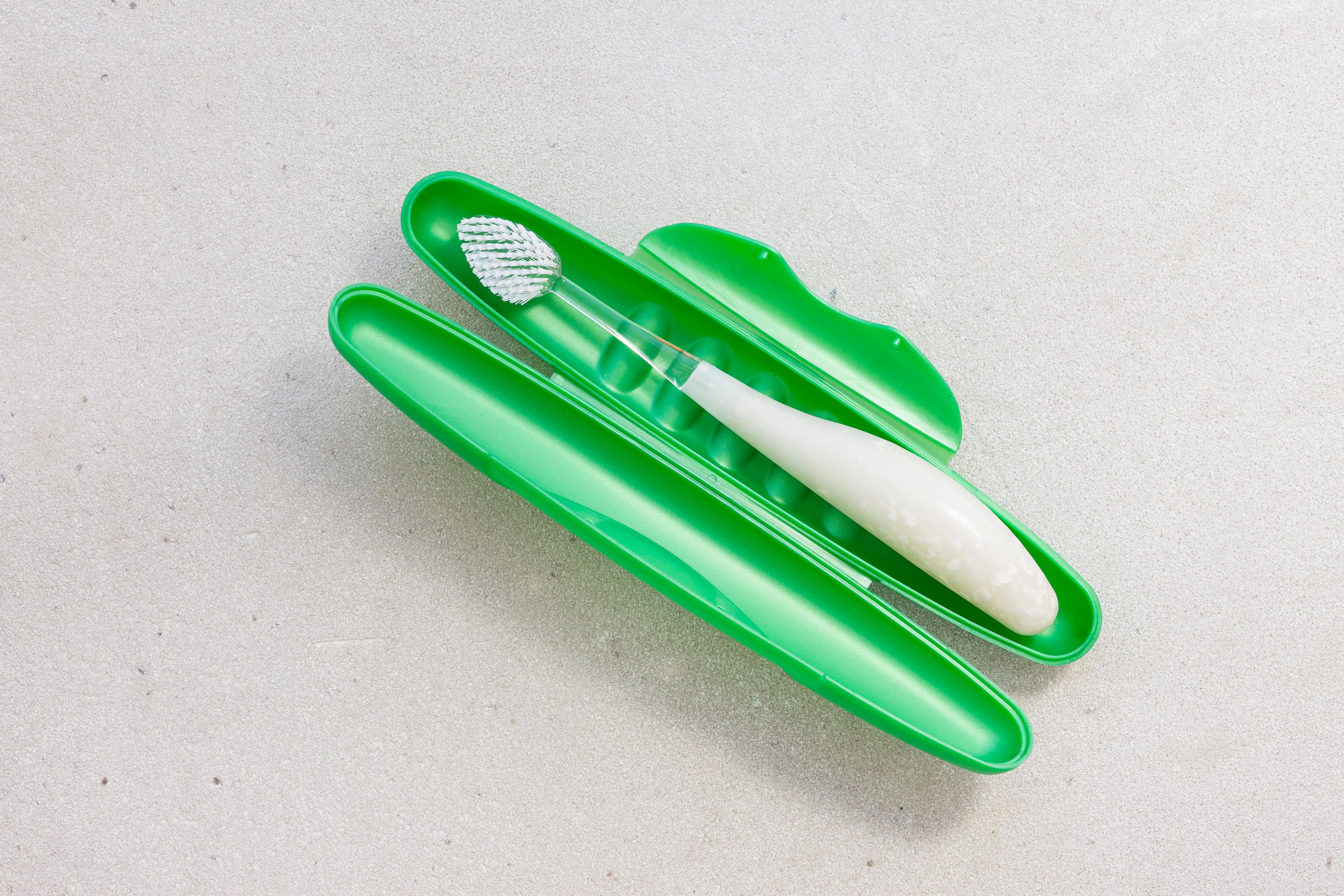 RADIUS - Wholesale Toothbrush - Source Brush, Soft1