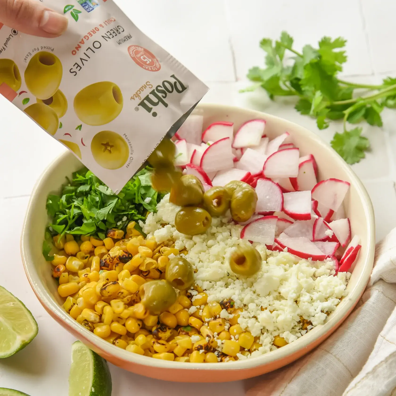 POSHI – wholesale Olives – Poshi Snack - Chili & Oregano Pitted Green Olives 1.1oz/10ct3