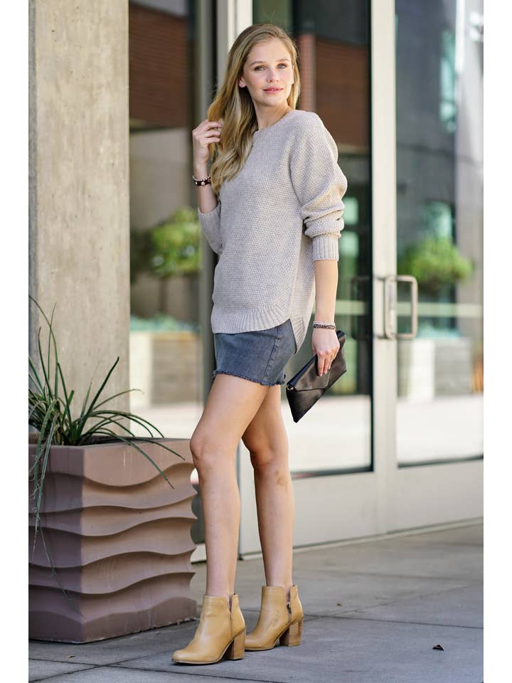 42POPS - Wholesale Knit Sweater - Women's - ",..._ Round Neck Basic Sweater16