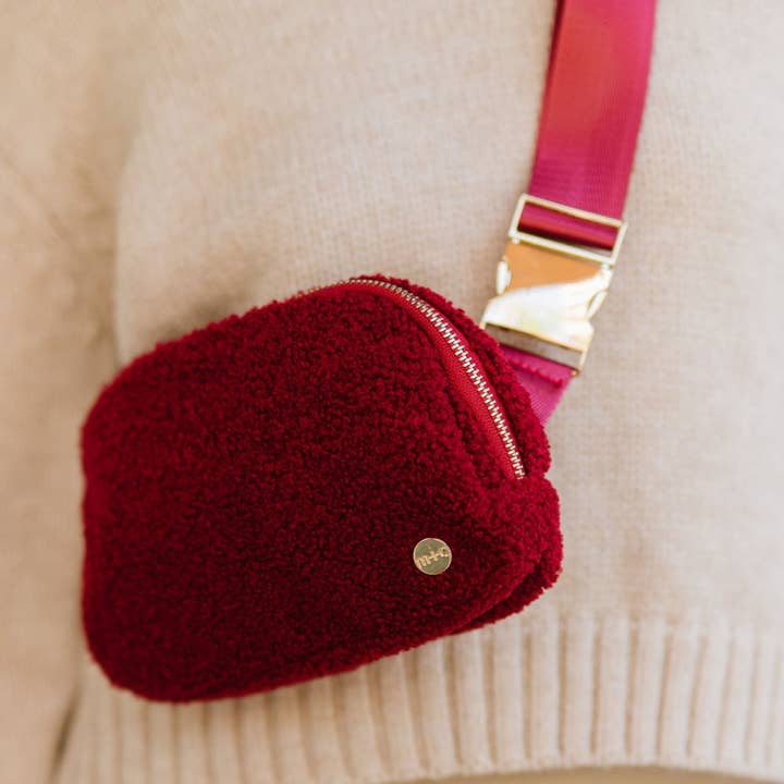 modern and chic - Wholesale Belt Bag - Women's - Aspen Sherpa Belt Bag - Crossbody Fanny Pack Waist Bag1