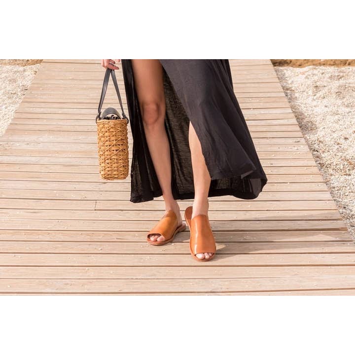 Lædersandaler i håndlavet kvalitet, sommermodeller fra MAVROSANDALS for engroshandel hos MAVROSANDALS