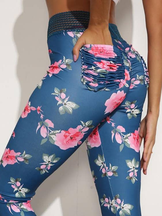leggings da allenamento, design floreale arricciato per la vendita all'ingrosso da parte di Queen Fashion