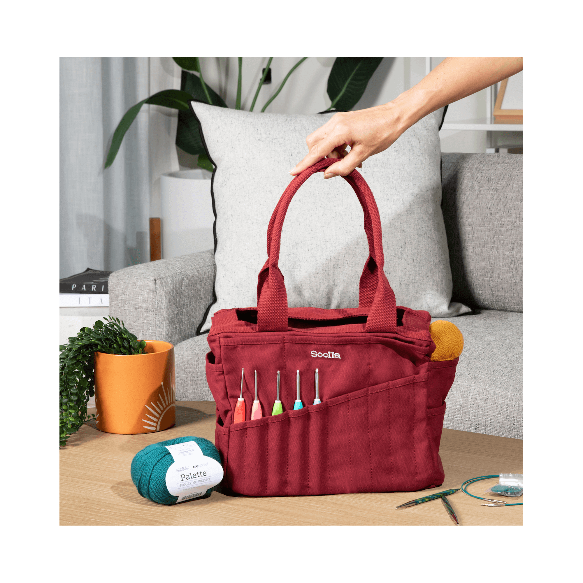 Soolla - Wholesale Craft Supplies - Soolla Studio Artist Bag, Becca Sands, Crochet Project Bag12