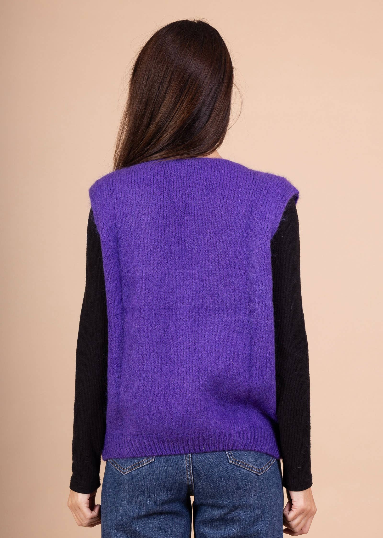 LINEN & COTTON HOUSE - Wholesale Sweater Vest - Women's - Sleeveless sweater with buttons 507146