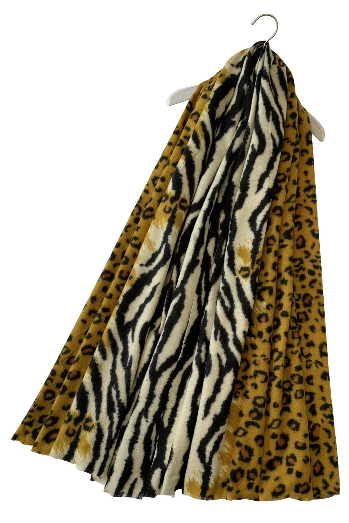 Fashion Scarf World – wholesale Scarf – Women's – Fashion Leopard and Zebra Print Wool Scarf1