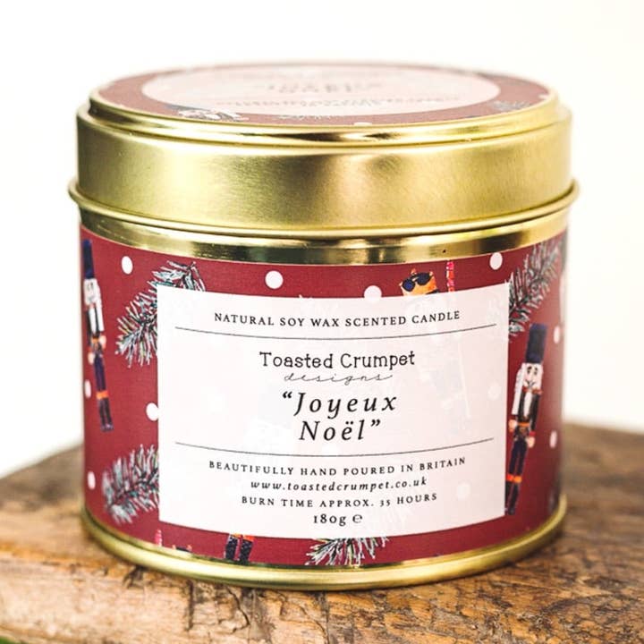 Bougie Joyeux Noël (Casse-Noisette Rouge) pour la vente par Toasted Crumpet