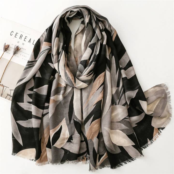 Funkyrel® Atzbranding Limited - Wholesale Scarf - Women's - Scarvii - Elegant Floral Pattern Scarf