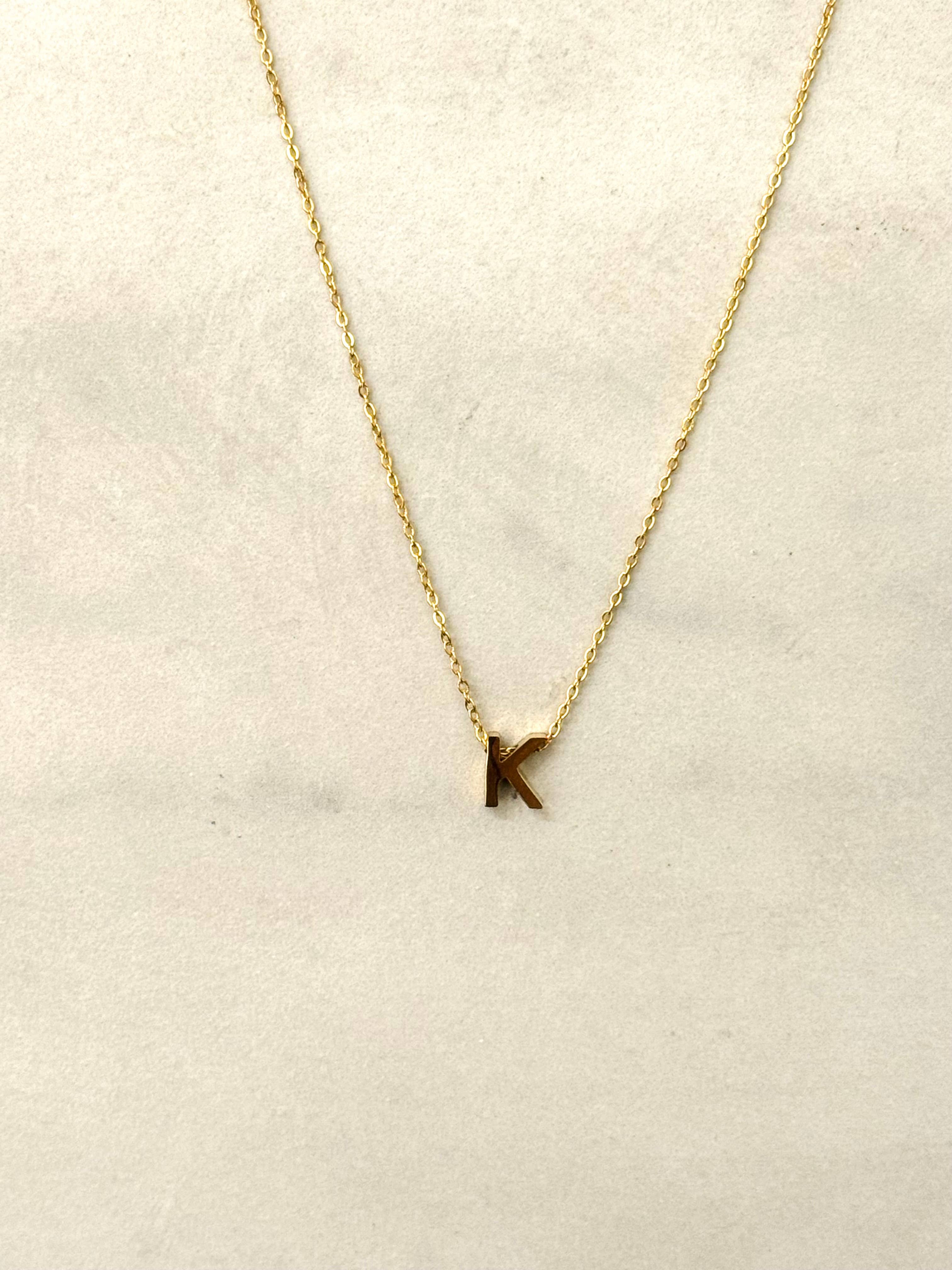 Cassette Barcelona - Wholesale Pendant/Charm Necklace - Initial Charm Necklace Gold All Letters15