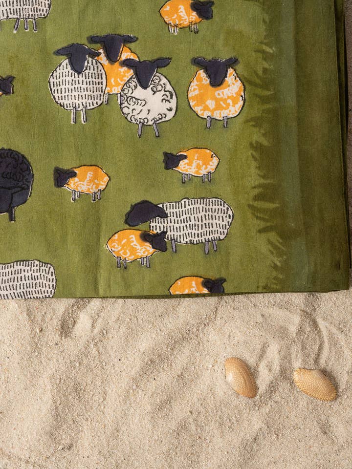 Sheep Beach Throw for wholesale by KORES ACCESSORIES