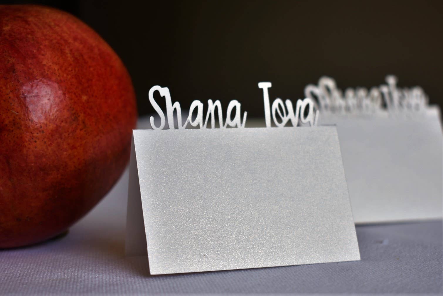 thekitcut - Wholesale Place Card / Place Holder - Shana Tova Place cards  |  Rosh Hashanah decoration 1
