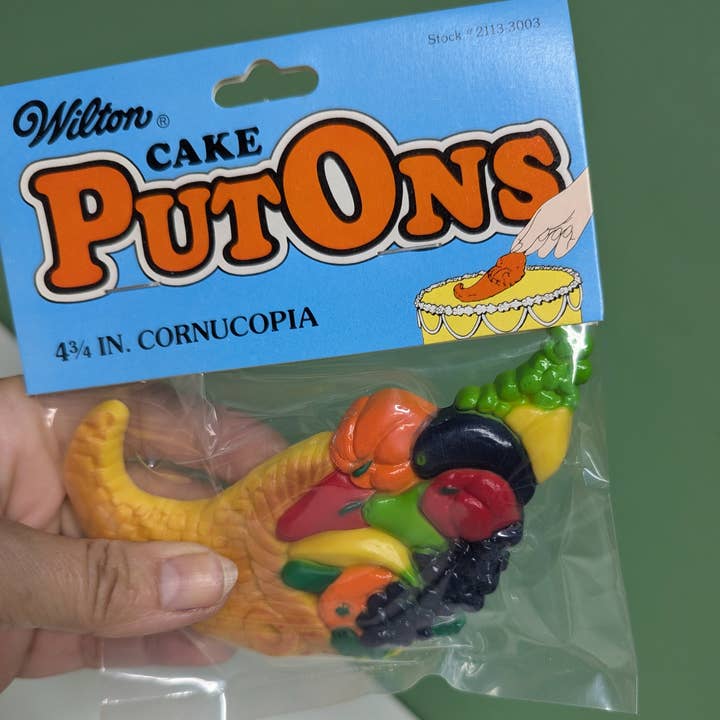 vintagegoodies - Wholesale Cake/Cupcake Topper - Cornucopia cake topper 1