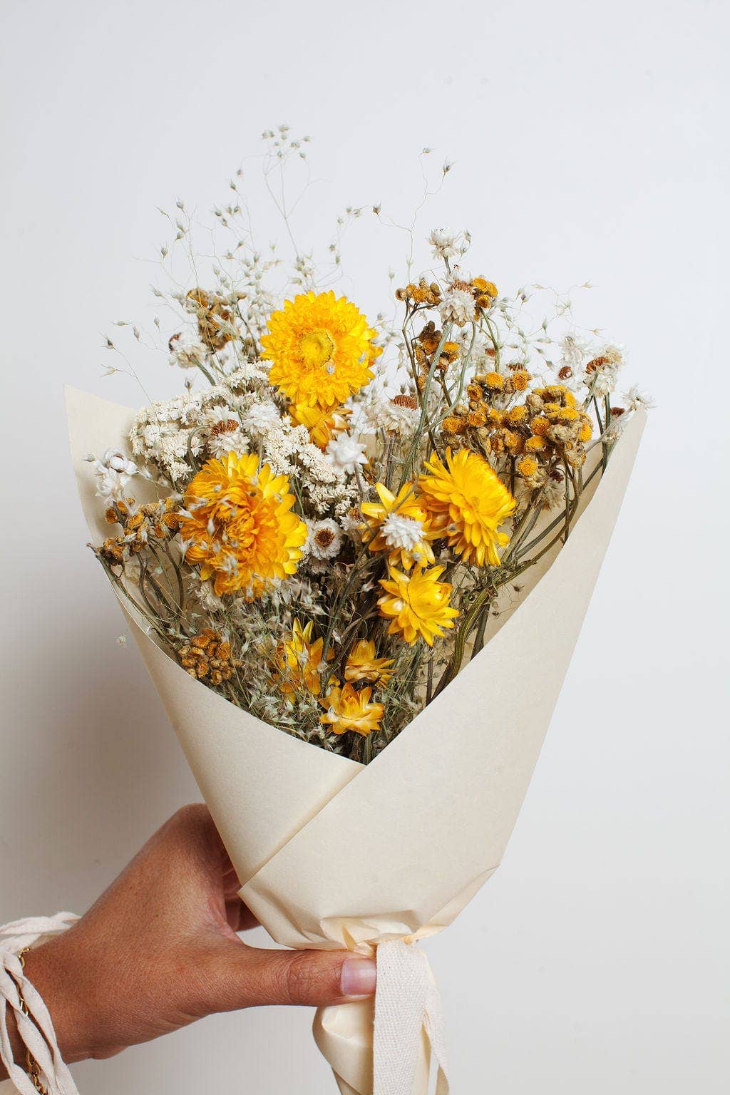 Idlewild Floral Co. - Wholesale Dried/Pressed Flowers - Sunshine Small Field Bouquet2