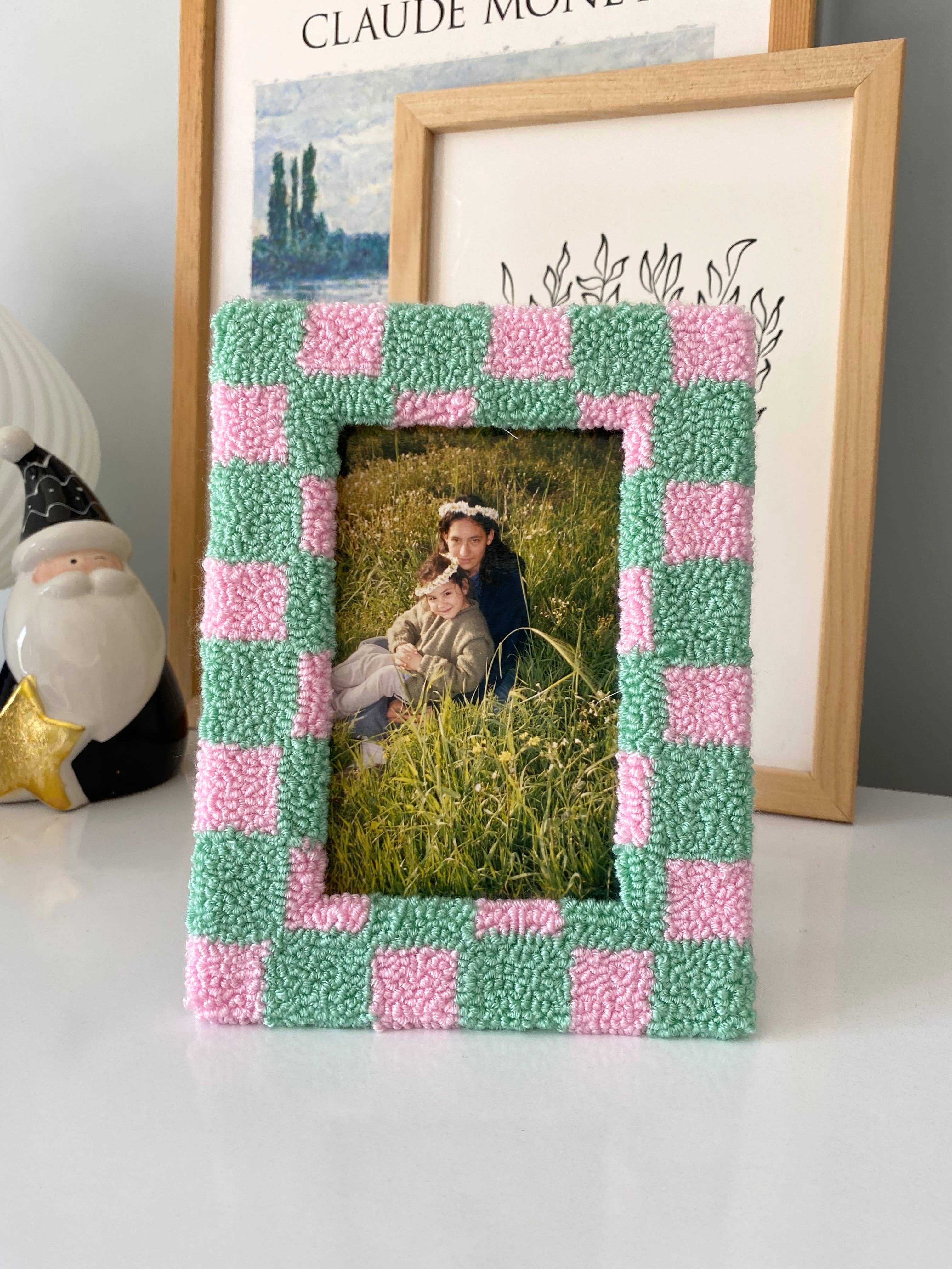 Mudita Rug Studio – Engroshandel Billedramme – Punch Needle Billedrammer – 3 Håndlavede Farverige Designs8