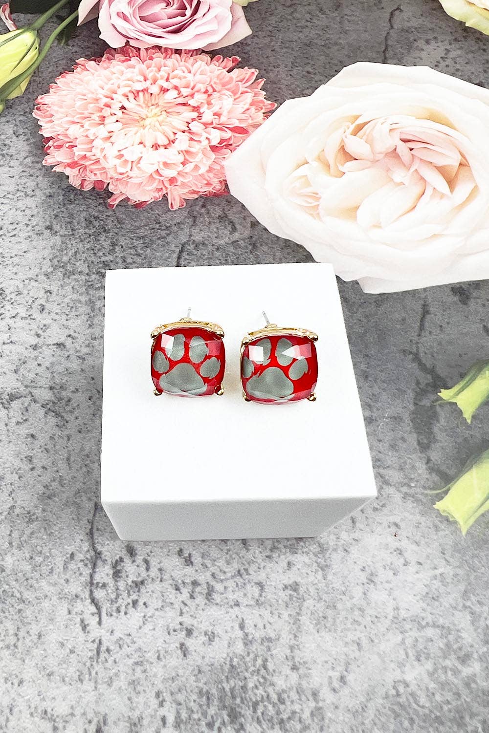 JHP Collection - Wholesale Stud/Post Earrings - DOG PAW PRINT CUSHION CUT EPOXY STUD EARRING33