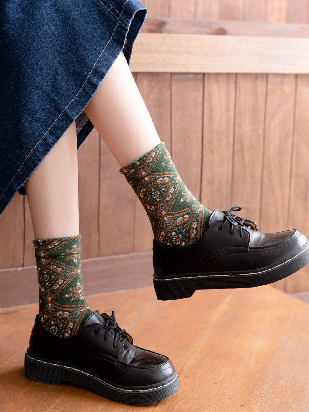 Funkyrel® Atzbranding Limited - Vendita all'ingrosso Calzini - Donna - Rufia - Calzini retrò a metà polpaccio con motivi floreali a rombi9