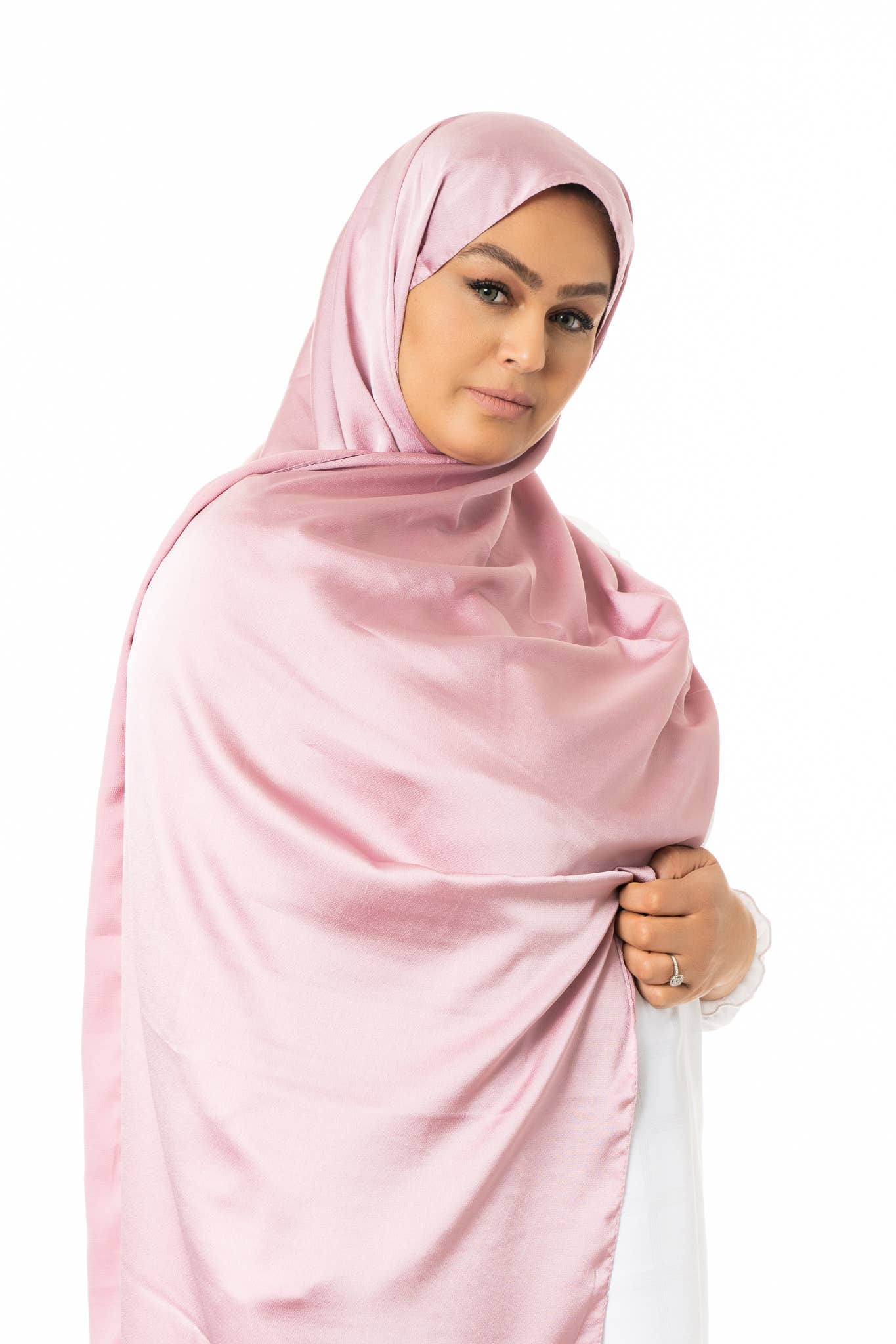 Sultana.R - Wholesale Hijab - Women's - Dubai satin hijab10