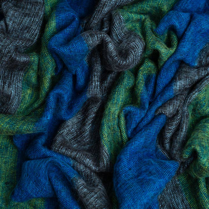 ART HIMALAYAN TRADING LTD - Wholesale Throw blanket - Extra Soft Yak wool Travel Throw Blanket 46"x90" Handmade 1