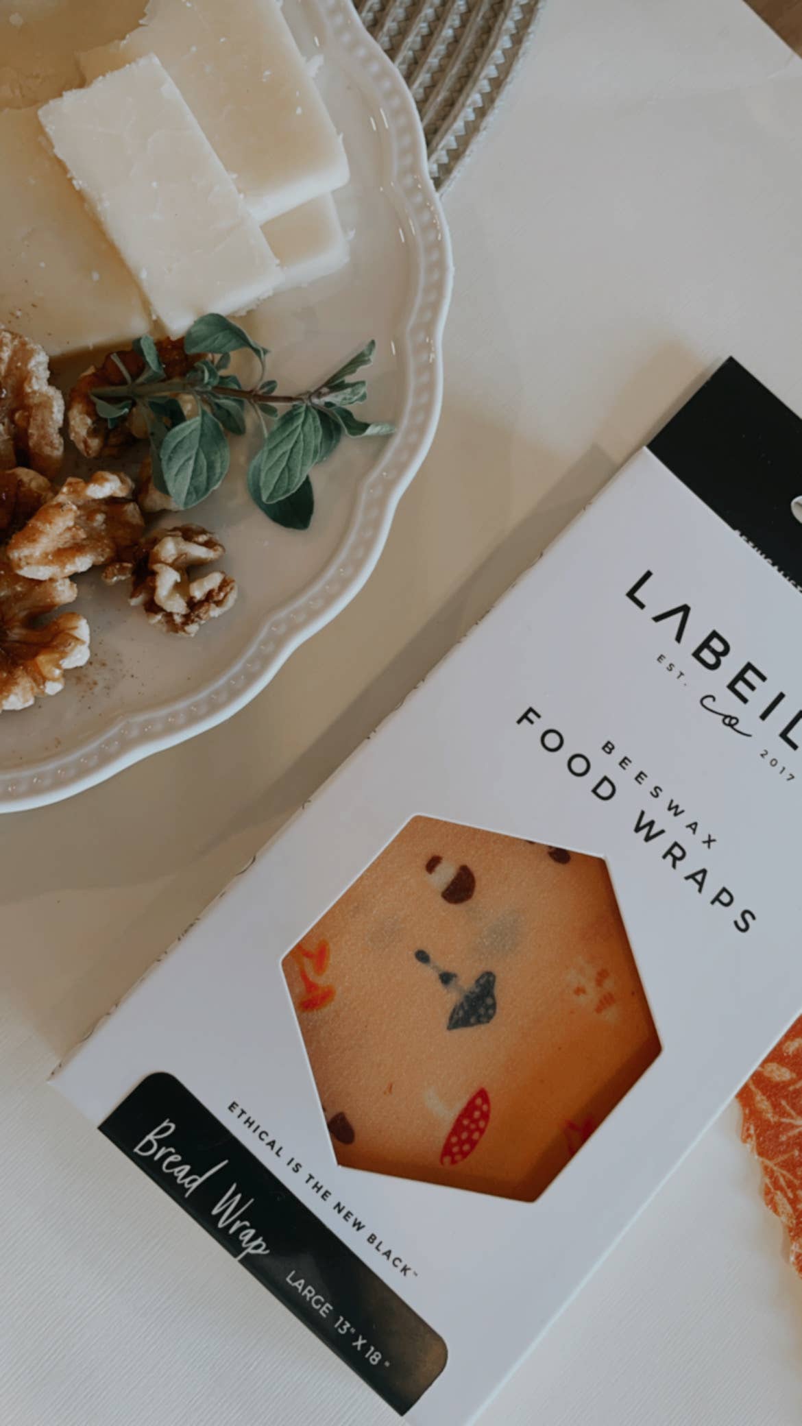 LABEILLE CO. - Wholesale Food Storage Wrap/Bag - Beeswax Food Wraps fall collection: Mushrooms1