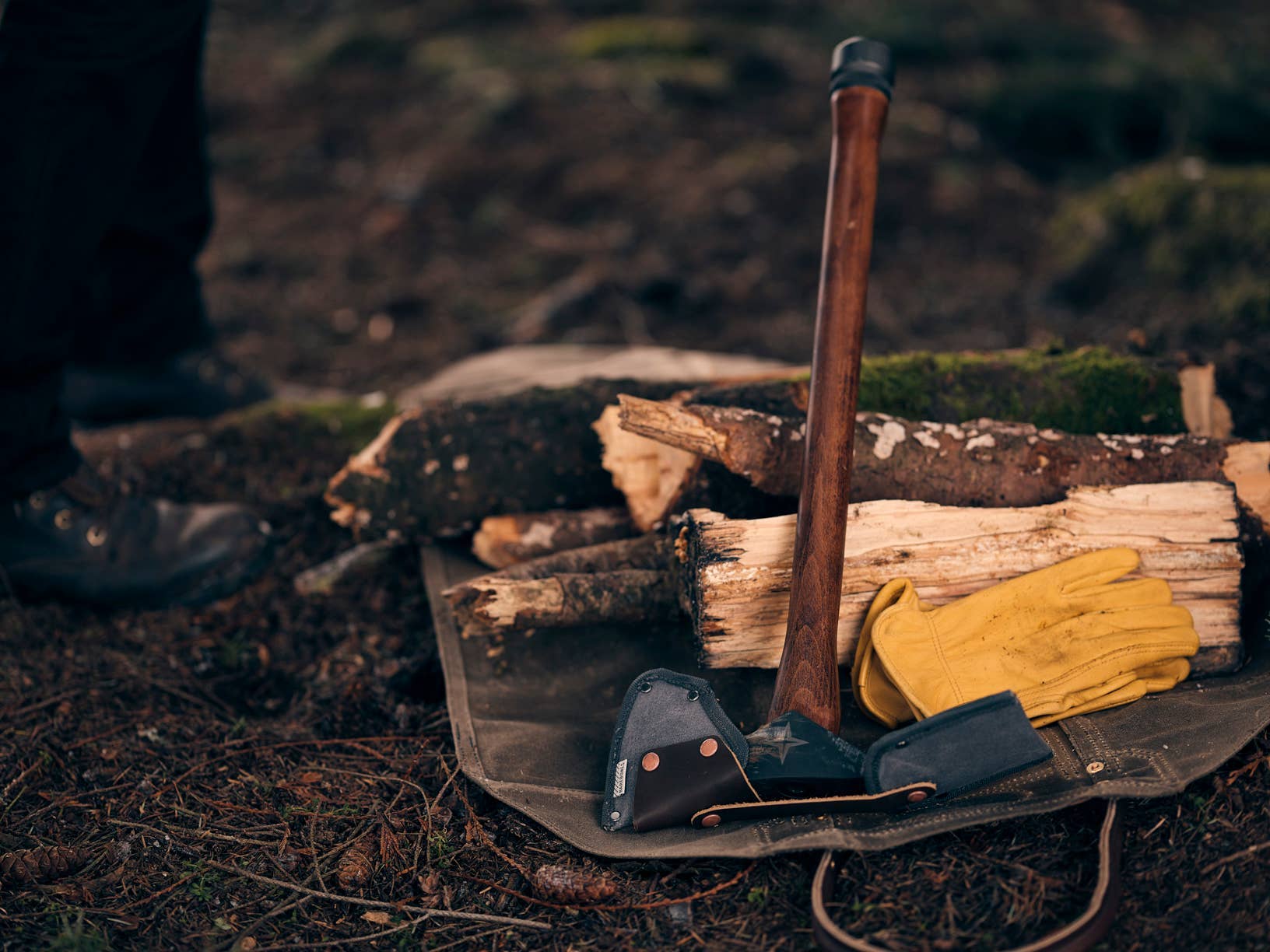 Barebones - Wholesale Garden Tool - Pulaski Axe with Canvas Sheath14