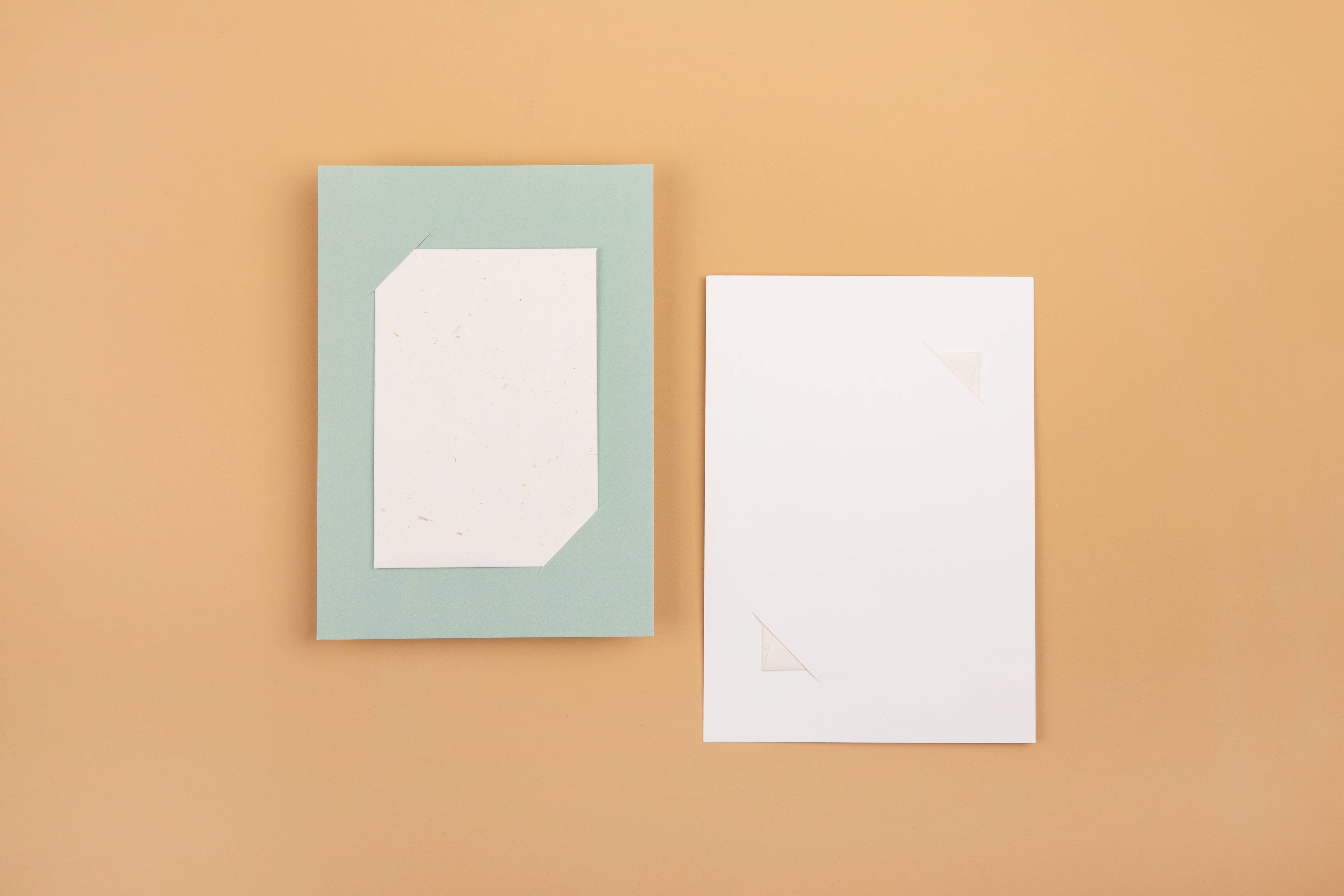 La Fabrique à Sachets - Wholesale Stationery/Notecard Set - Eucalyptus and Ivory Support Card