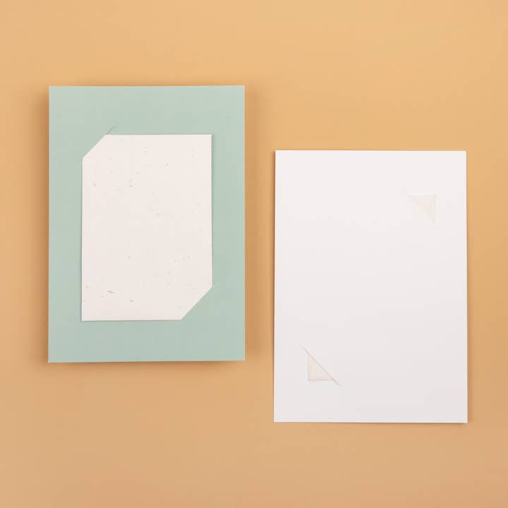 La Fabrique à Sachets - Wholesale Stationery/Notecard Set - Eucalyptus and Ivory Support Card0