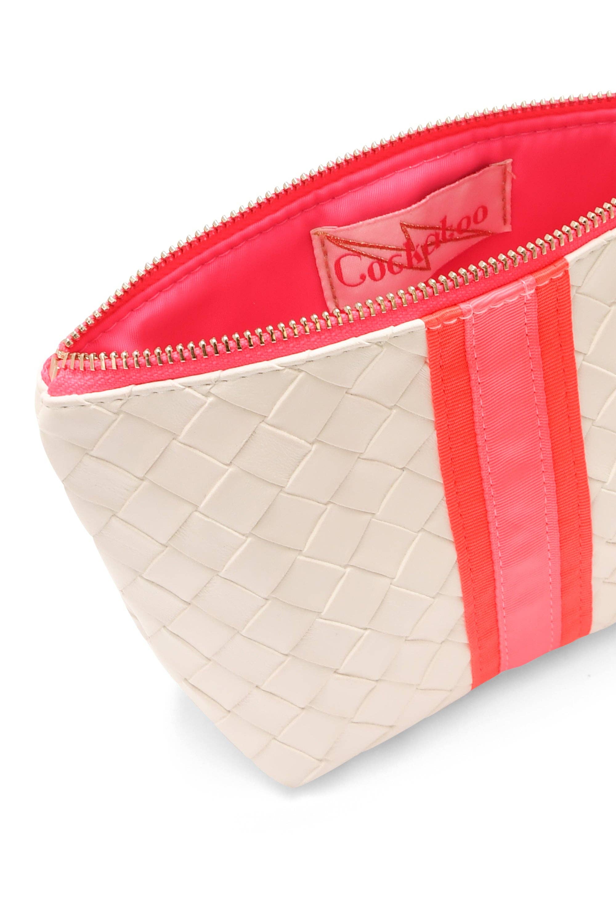 Cockatoo – wholesale Make-up/cosmetic bag – SMALL CREAM WEAVE EFFECT BAG1
