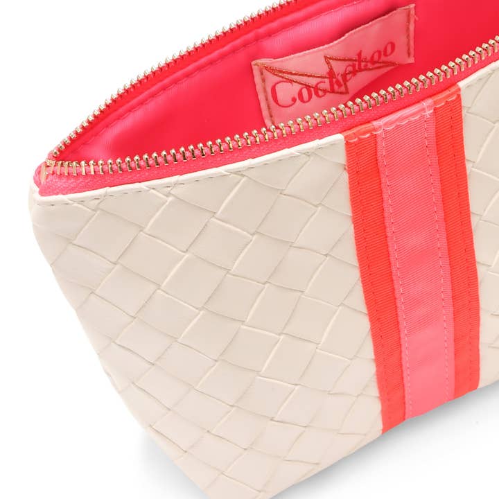 Cockatoo – wholesale Make-up/cosmetic bag – SMALL CREAM WEAVE EFFECT BAG1