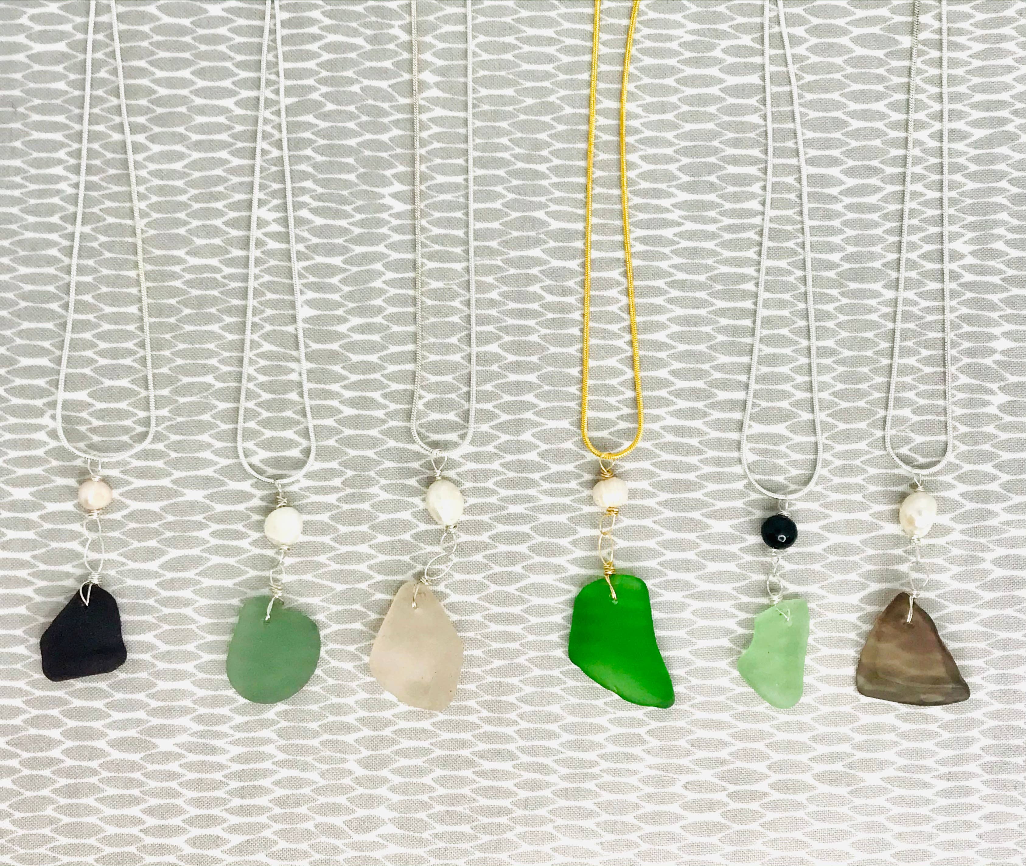 Cyn Elizabeth Studios – Großhandel Kette mit Anhänger/Charm – Kodiak Classic Seeglas Halskette2