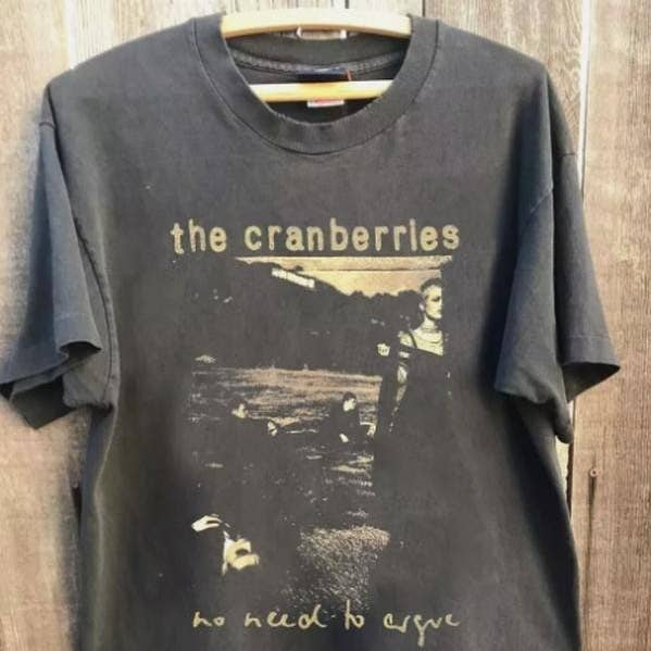The Cranberries 1995 Tour Vintage Cotton Unisex T-shirt for wholesale by TheKingShirt