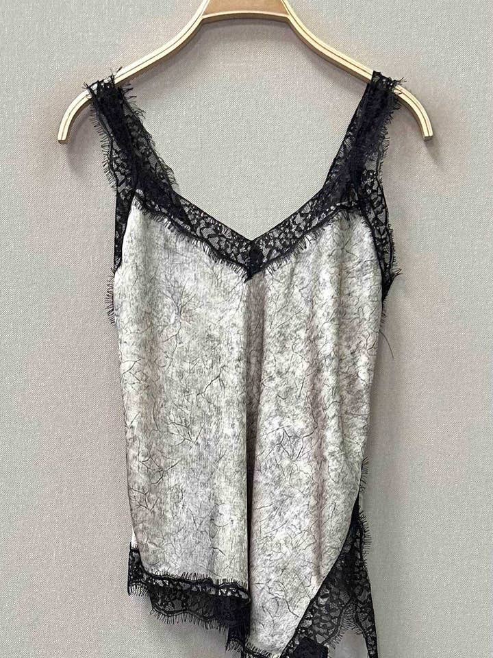 SWEET MAGIC MODA Y COMPLEMENTOS - Wholesale Blouse - Women's - LACE TRIM CAMI TOP0