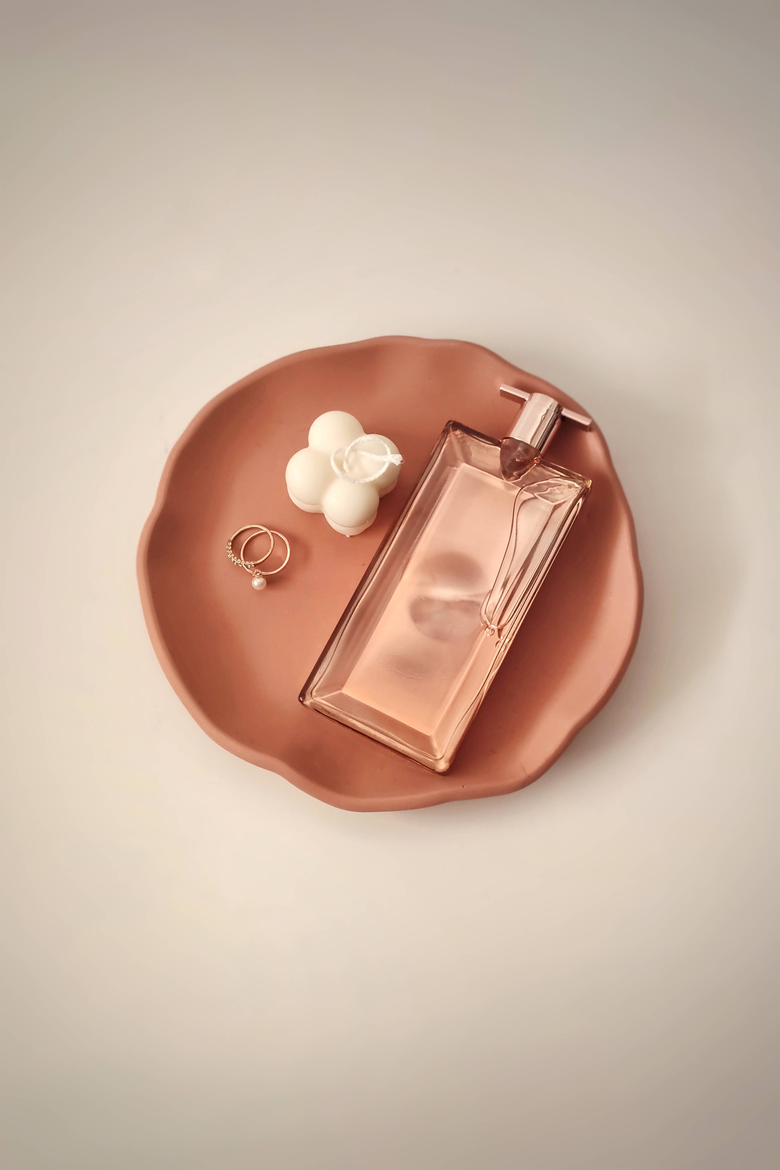 Kndly home - Wholesale Decorative Plate/Dish/Bowl - Warm Minimalism Style Ruffle Vanity Tray8