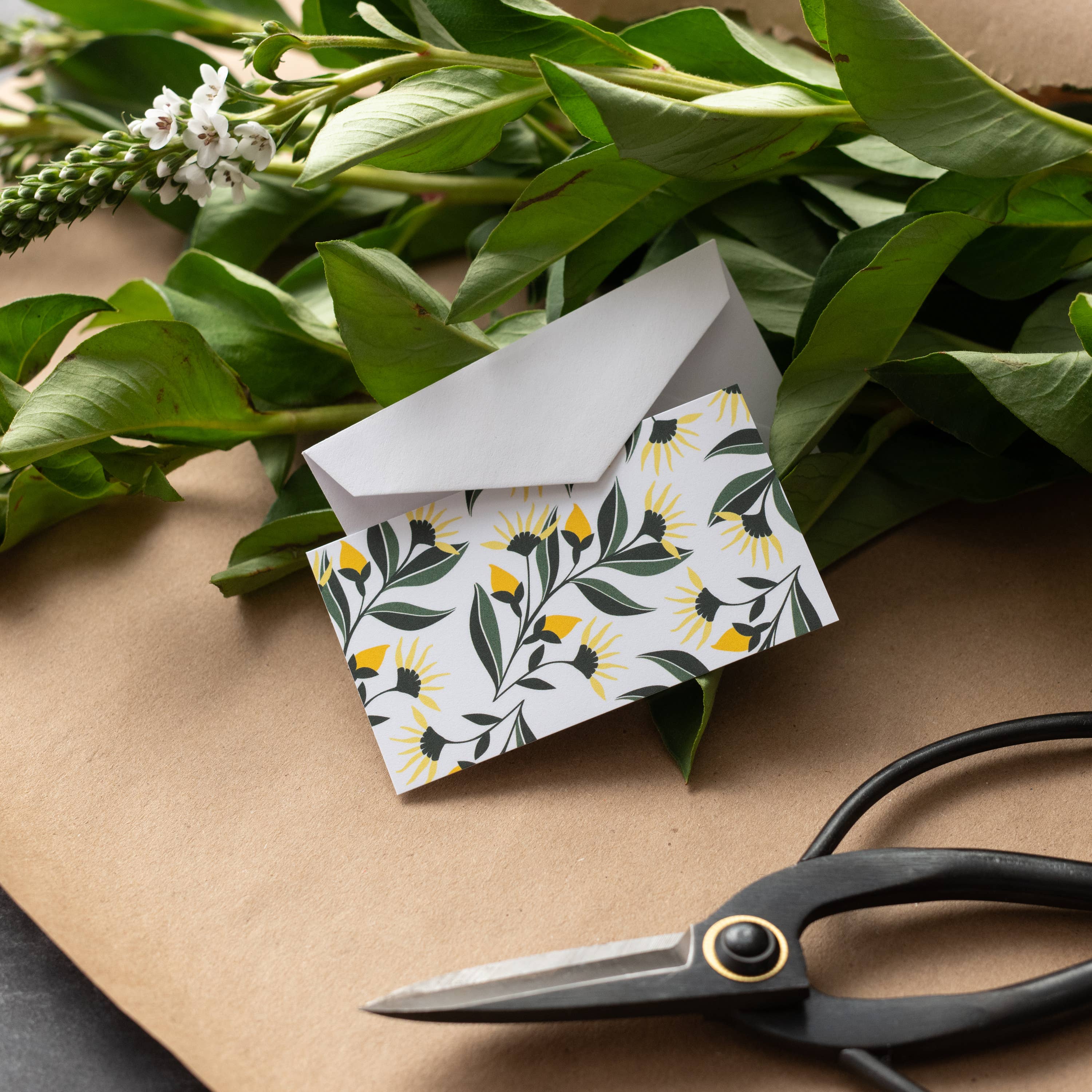 HAZELMADE® Tea Towels + Gifts - Wholesale Stationery/Notecard Set - Yellow Aster Mini Note Set | Cards1