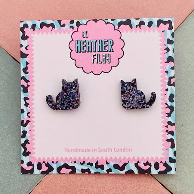 Brincos de Tachas com Brilho Gato Preto - Mais Vendido por atacado de By Heather Filby