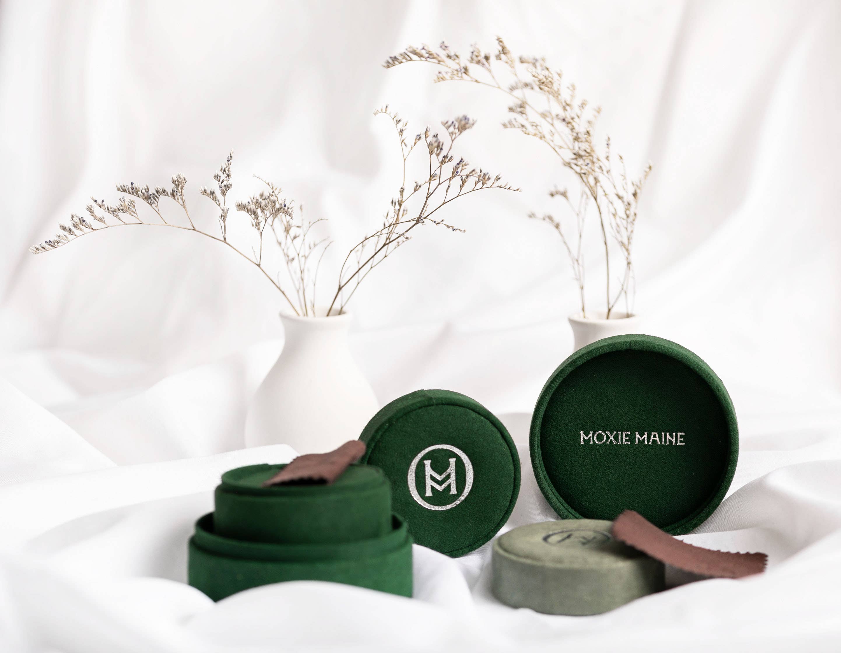 Moxie Maine - Vendita all'ingrosso Anelli multipietra - Anello curvo Luna in argento 925 con pietre multiple turchesi6