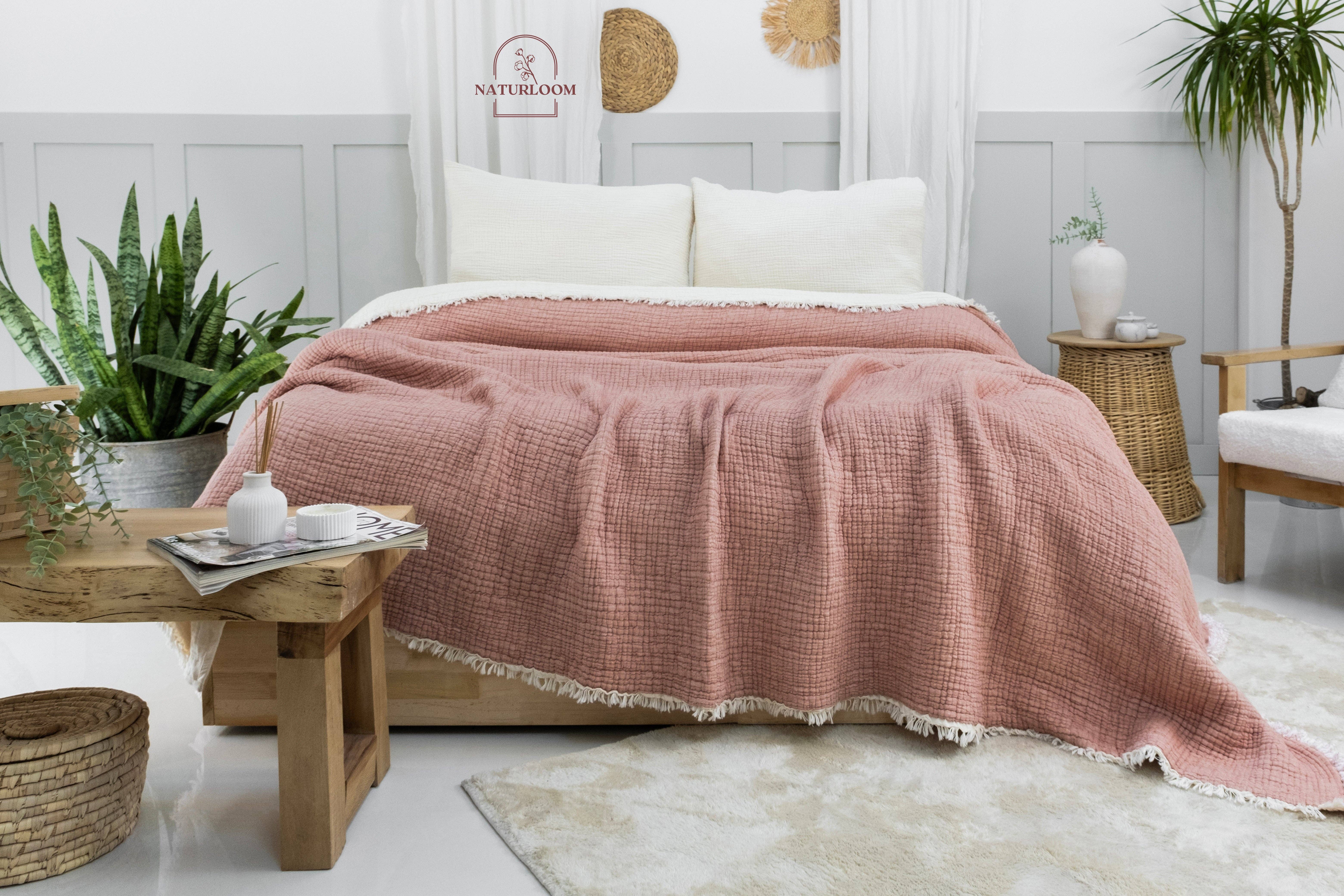 Naturloom - Wholesale Quilt - 6 Layer Organic GOTS Certified Muslin Quilt - Natural Comfort, Breathable & Cozy Year Round0