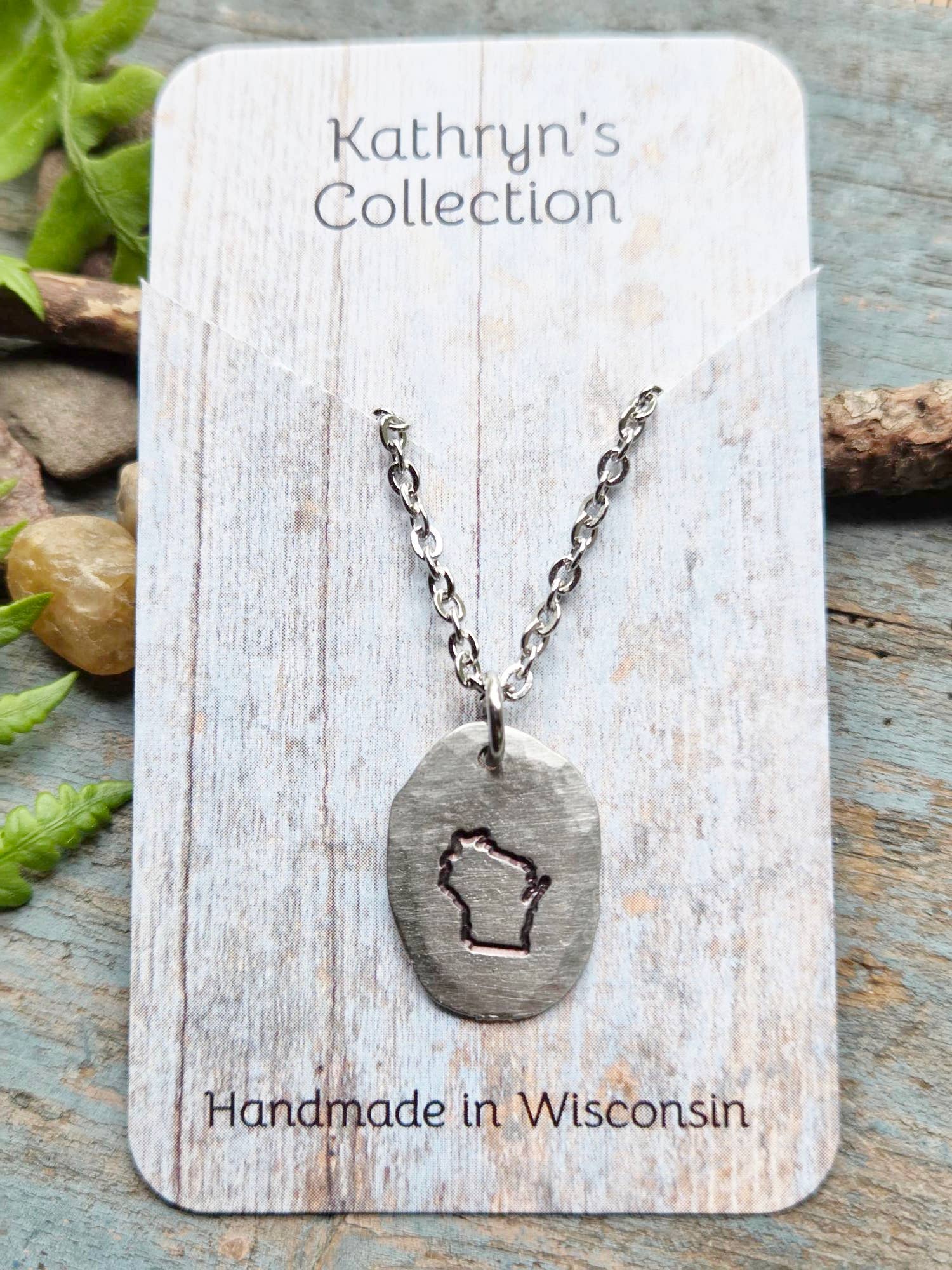 Kathryn's Collection - Vente Boucles d'oreilles pendantes - Boucles d'oreilles État du Wisconsin, étain estampé à la main8